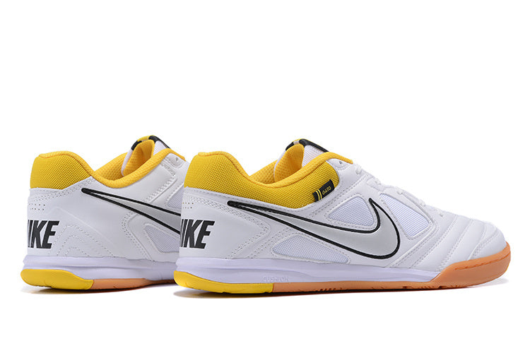 Nike Supreme x Nike SB Gato FUTSAL